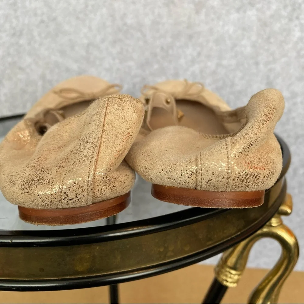 Vince Camuto metallic good